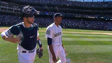 Edwin Diaz is named AL Reliever of the Month for July