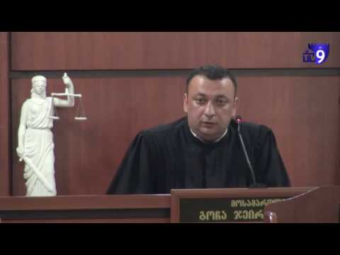 მეგობრის მკვლელობაში ბრალდებული განაჩენის მოლოდინში