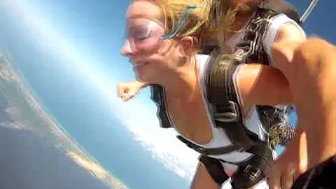 Stephanie Newbern at Skydive OBX!