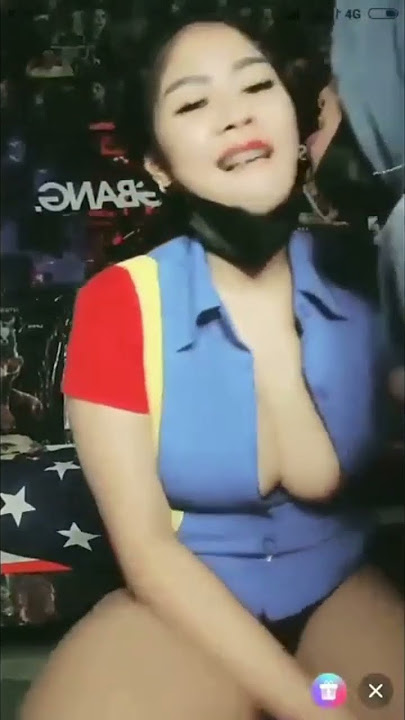 ciuman mesra mbak Indomaret sama pacarnya