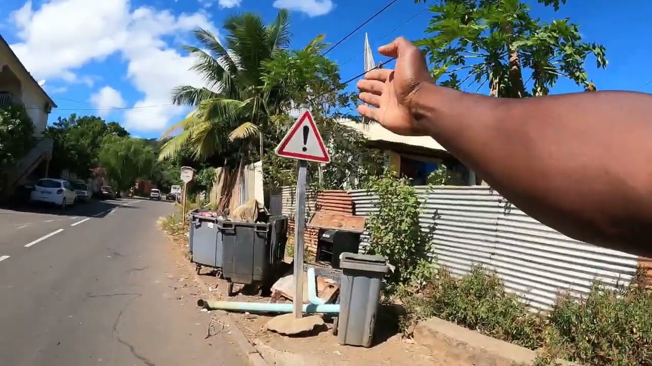 immersion le village de bouéni