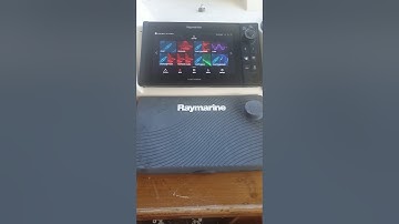 Route building with Raymarine Axiom