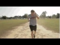 Capture de la vidéo Josh Woodard Jogging