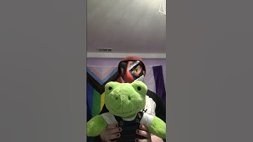 frog 🐸 #dinomask #fursuit #dinosaur #furries #frog