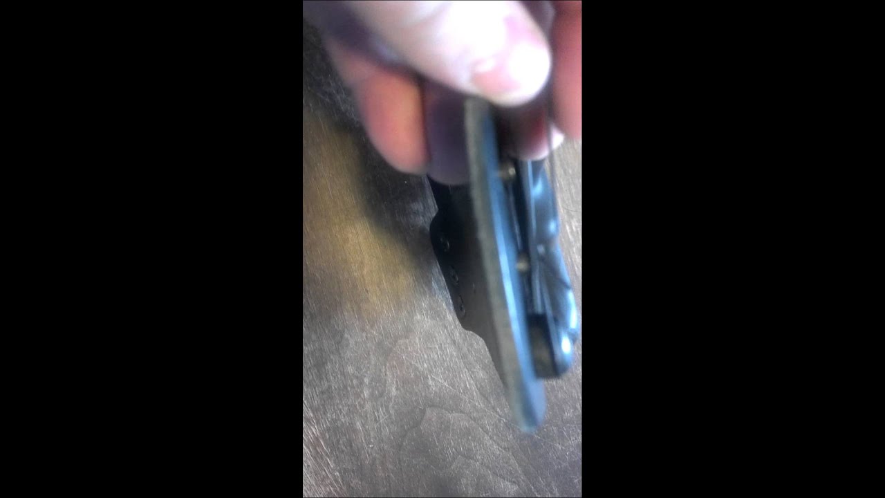 Alien gear holster side by side with crossbreed