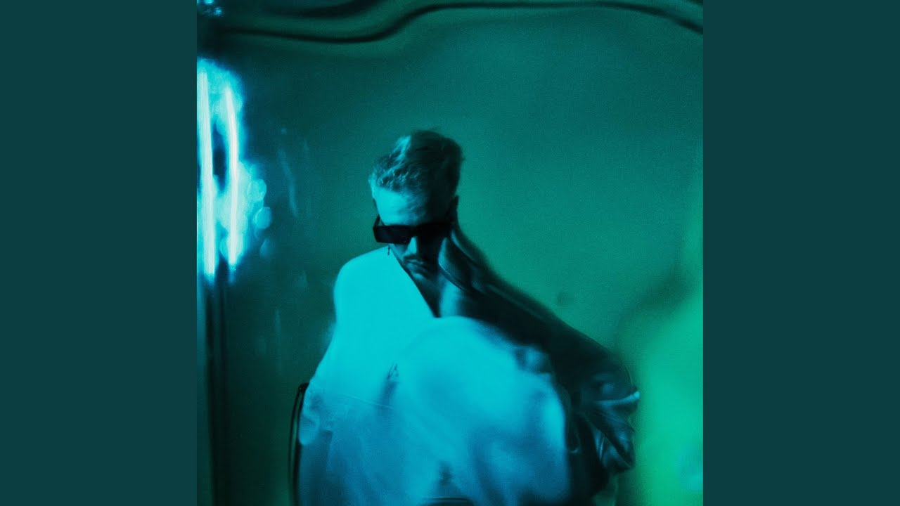 Παρακολούθηση Холодно στο YouTube Παρακολούθηση Холодно στο YouTube