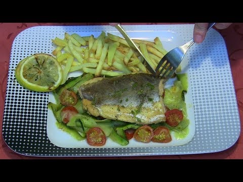 Wideo: Jak Gotować Filet Z Różowego łososia