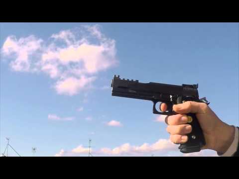 GoPro Hero 4: Gun shot test SLOW MOTION 720p - 240 fps