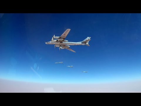 Кадры удара крылатыми ракетами Х-101 по террористам в Сирии