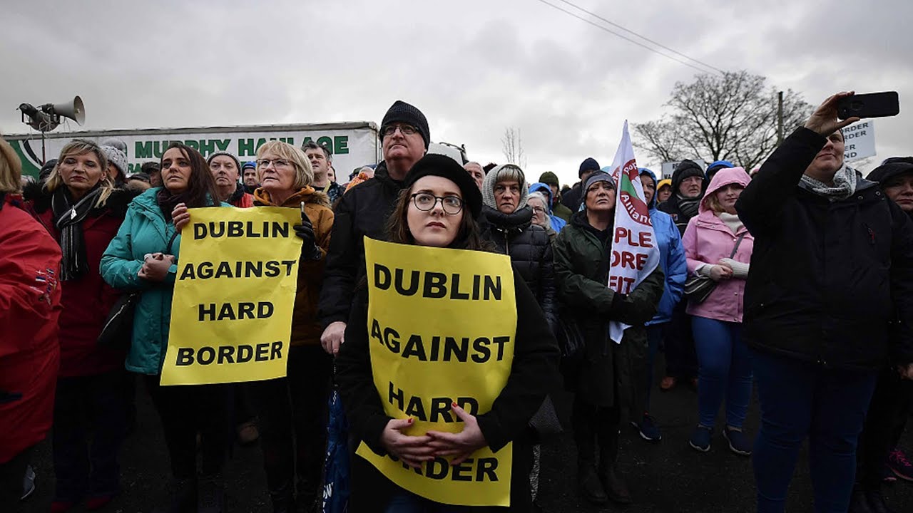 "Hard Brexit" could threaten Northern Ireland peace deal