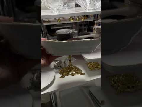 Блюдо на золотой изысканной ножке 24х24 см Bernadotte, фарфор. праздничная сервировка стола, видео 1
