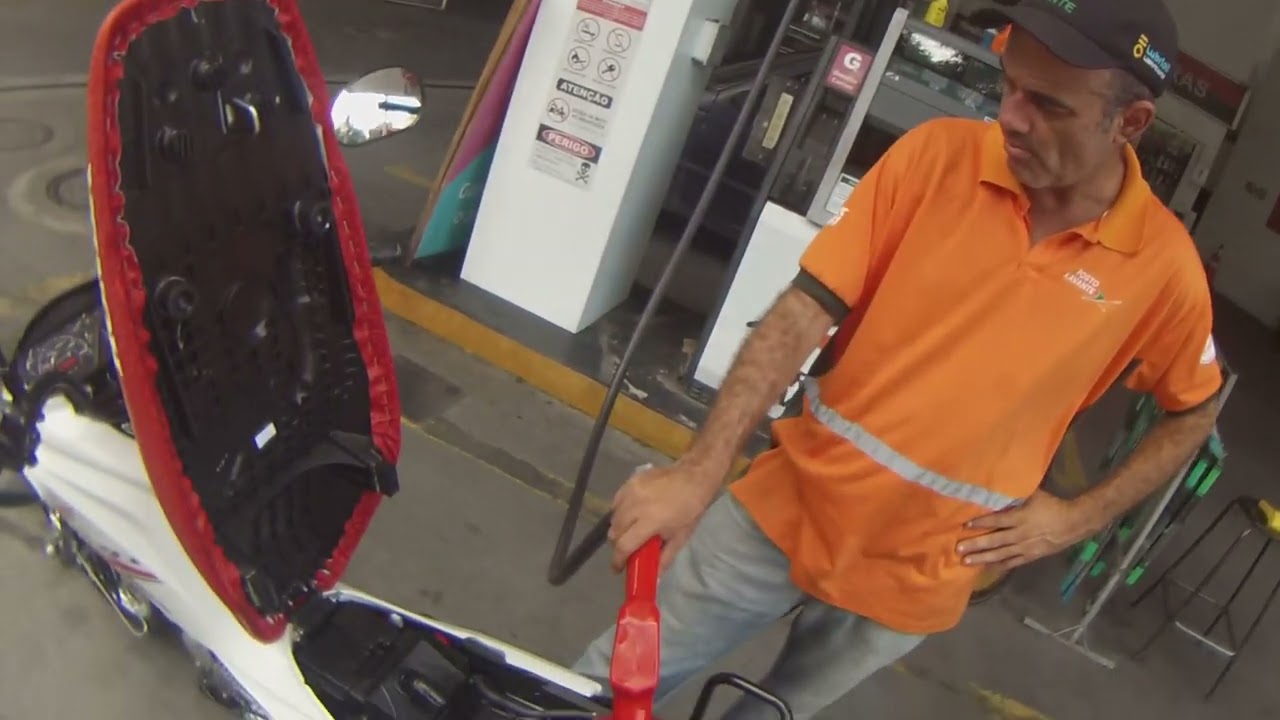 TIRANDO HONDA POP 110i  CONCESSIONÁRIA BH. PART1.