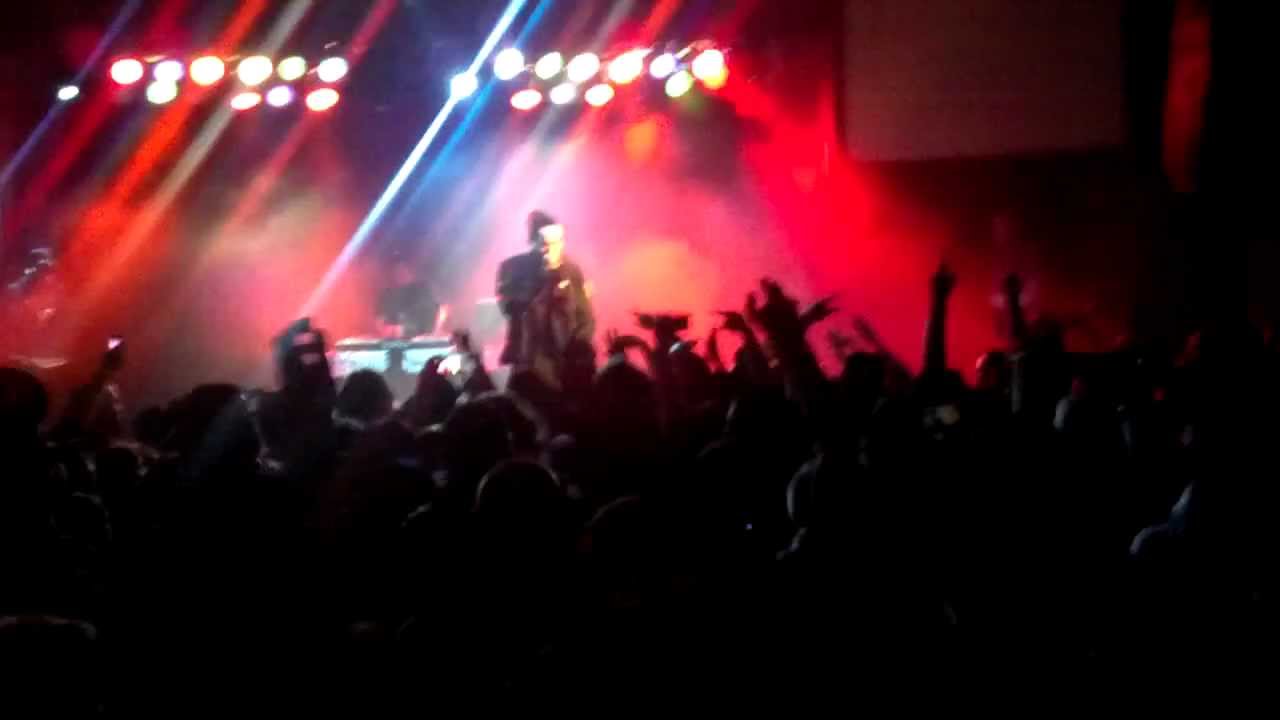 Watch Yelawolf Lets Roll Live on YouTube Watch Yelawolf Lets Roll Live on YouTube