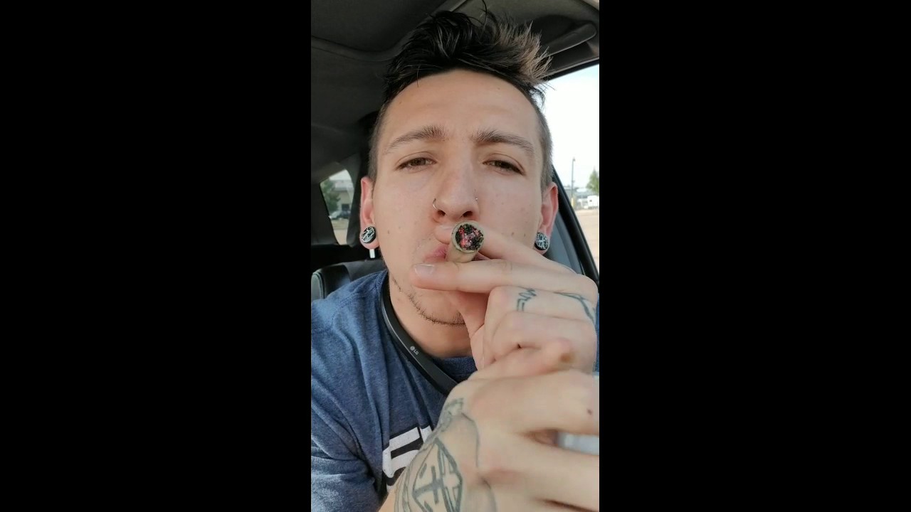 Glass Blunt Review! YouTube
