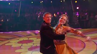 Barry Williams Foxtrot- Dancing With The Stars Net Worth