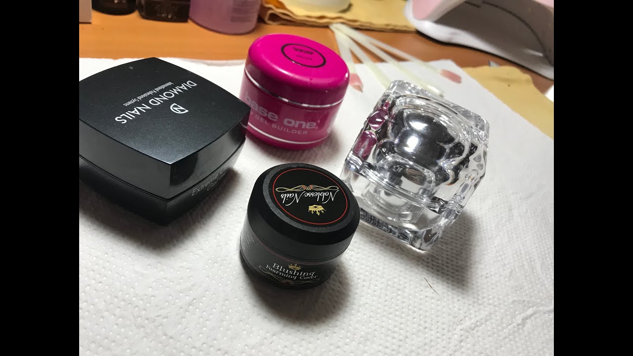 Ce geluri sa folosesti ca incepatoare/ Sfaturi si detalii importante