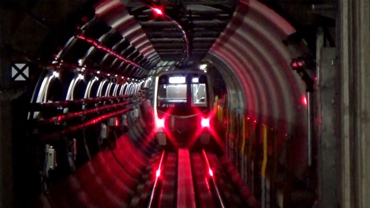 トンネルに響く唸り声、まるで吊り掛け駆動！ミニ地下鉄リニアモーター駆動音