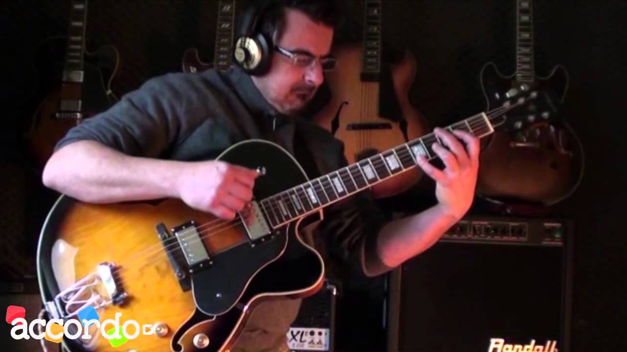 Aria FA 65 - YouTube