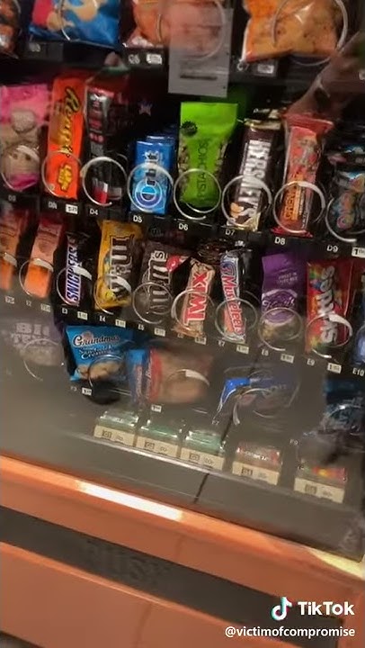 How To Get Free Things From Vending Machines Hack to get free stuff from vending machine - YouTube