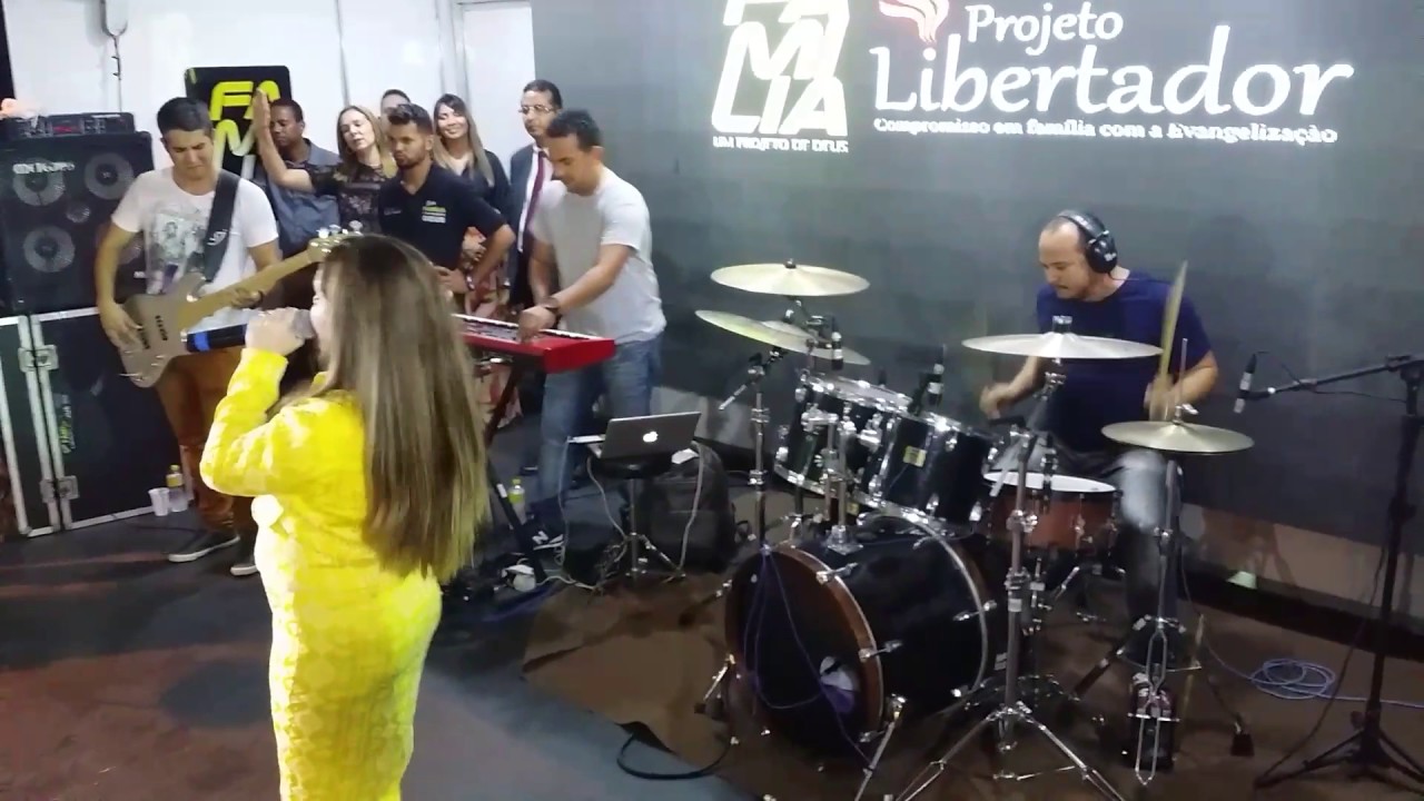Novidade Sarah Farias e Banda em Recife