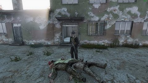 This is why you dont all loot the body at once... DayZ #shorts