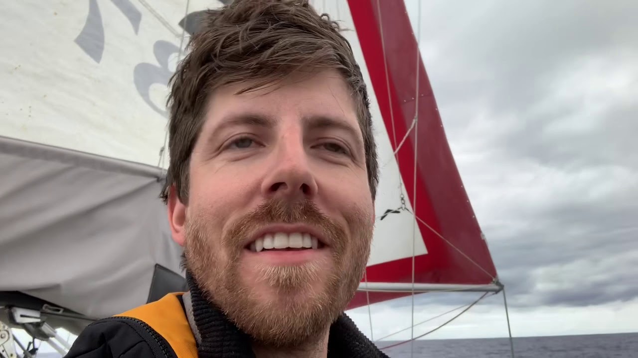 Solo Sailing Los Angeles To Hawaii On 23Ft Boat