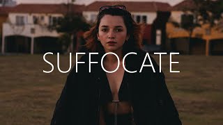 Video voorbeeld van "Fells - Suffocate (Lyrics) ft. Medyk"