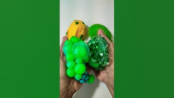 mesh balls squishy 💚🟢 #satisfying #fidget #squishy #stressrelief #stressball #ytshorts #popular