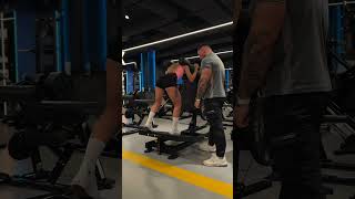 КАЧАЕМ ЯГОДИЦЫ В ГАККЕ! Техника приседа в одну ногу, очень хорошее упражнение #спорт #упражнения