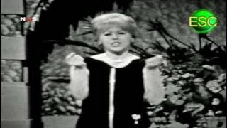 ESC 1961 16 - Italy - Betty Curtis - Al Di Là