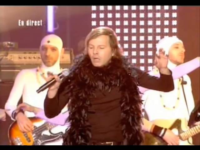 Philippe Katerine « Louxor, j’adore» Les Victoires de la Musique 2006