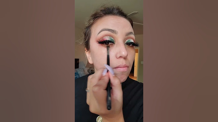 Vibrant mexican flag makeup #mexico #fabulosa