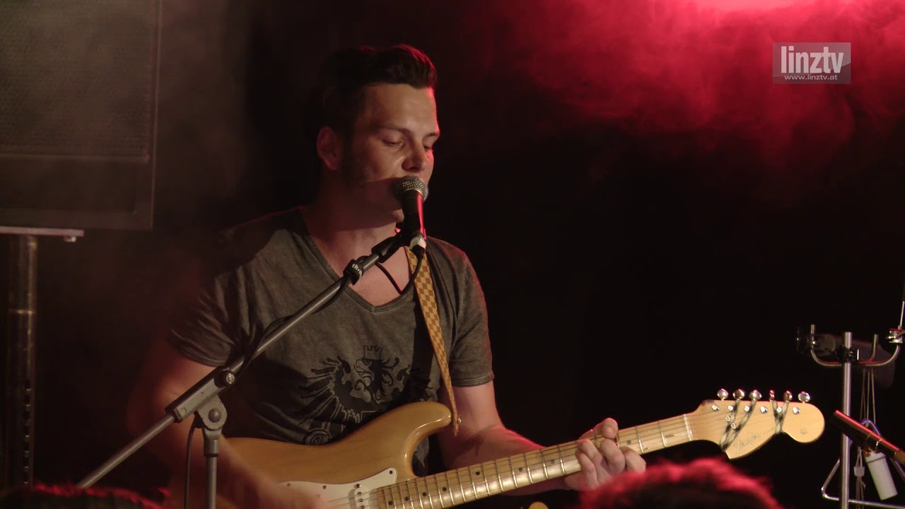 Austropop Cover Band "STRESSFREI" mit  Alt und jung