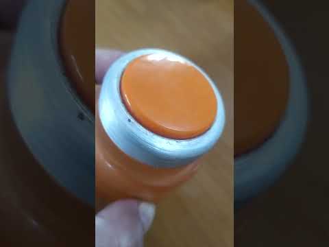 هادي بودره سائل اسمها كنتري ابيوتي بتعطي منظر جميل للوجه بحط منها دايمن