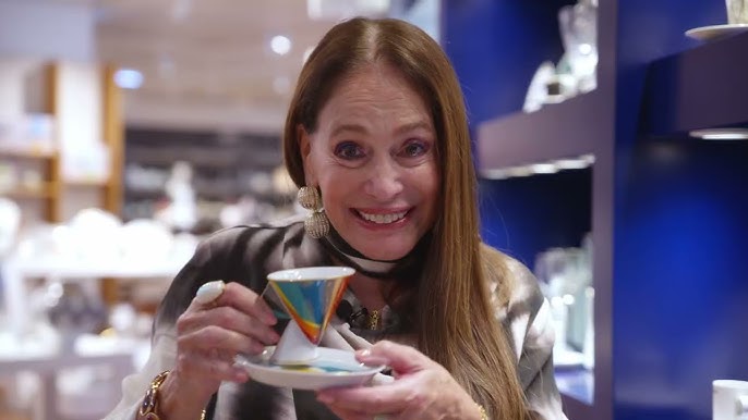 Jinsiy aloqa Vitalik Porno buvisi nabirasiga vibratordan qanday foydalanishni orgatadi