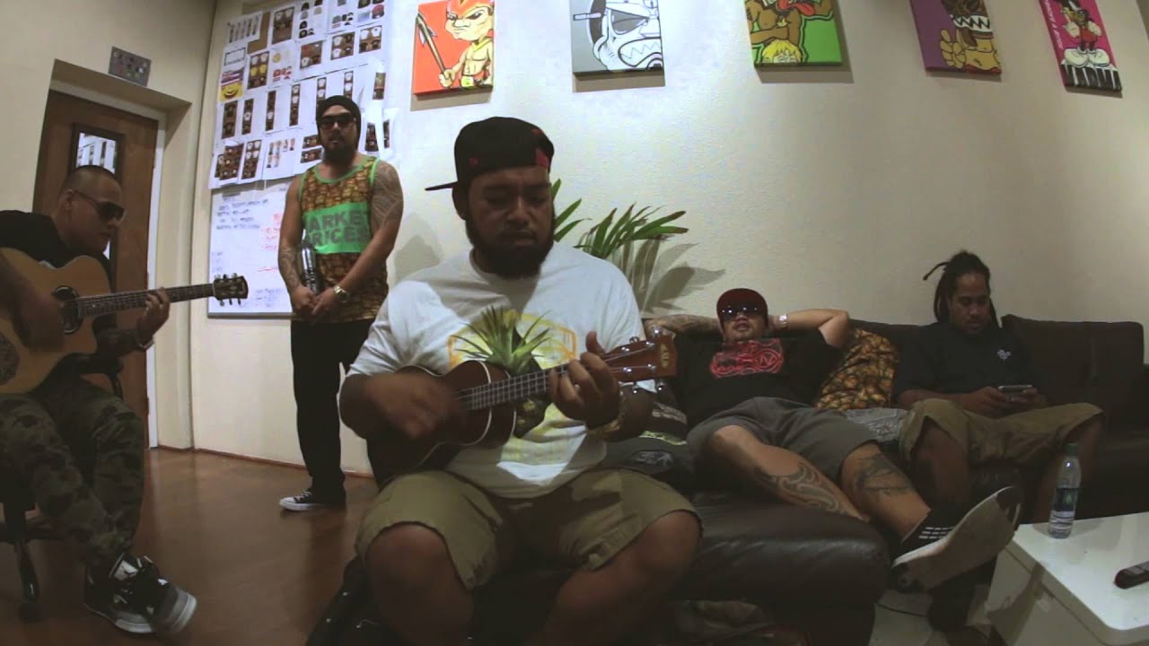 Rebel Souljahz - Ms. Beautiful Ft. Jah Maoli (acoustic)