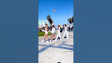 PUBLIC SMOOTH MOONWALK Venice Beach Pascal Letoublon “Friendships” VIRAL TIKTOK | Shuffle Tutorial