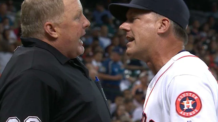 Hinch tossed for arguing overturned call