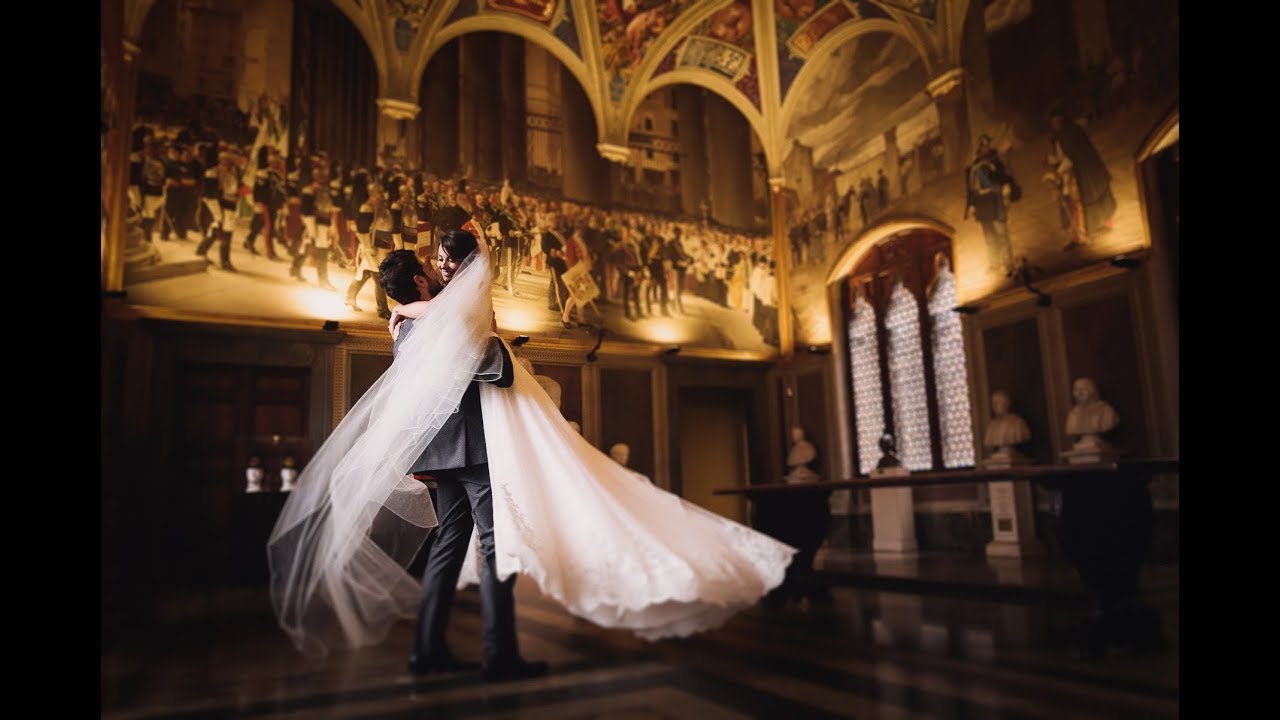 Intimate Tuscan Wedding at Siena Palazzo Pubblico