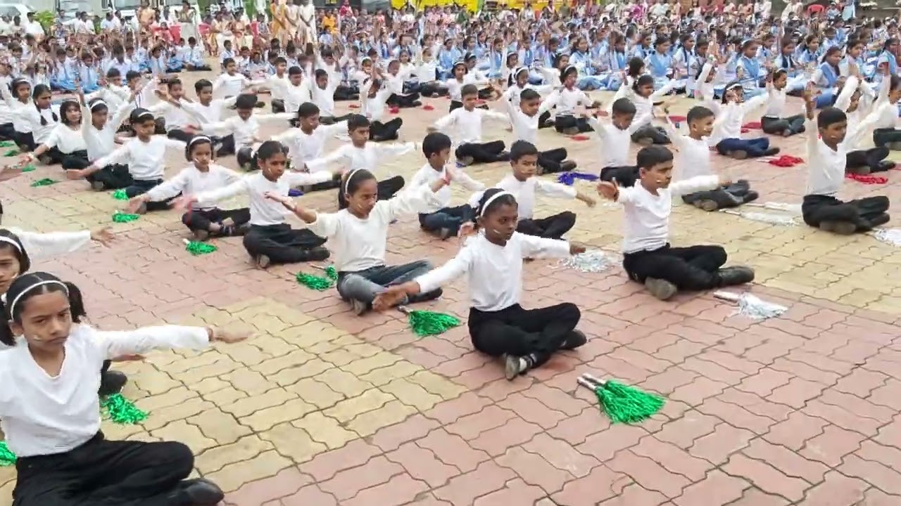 कवायत संचलन