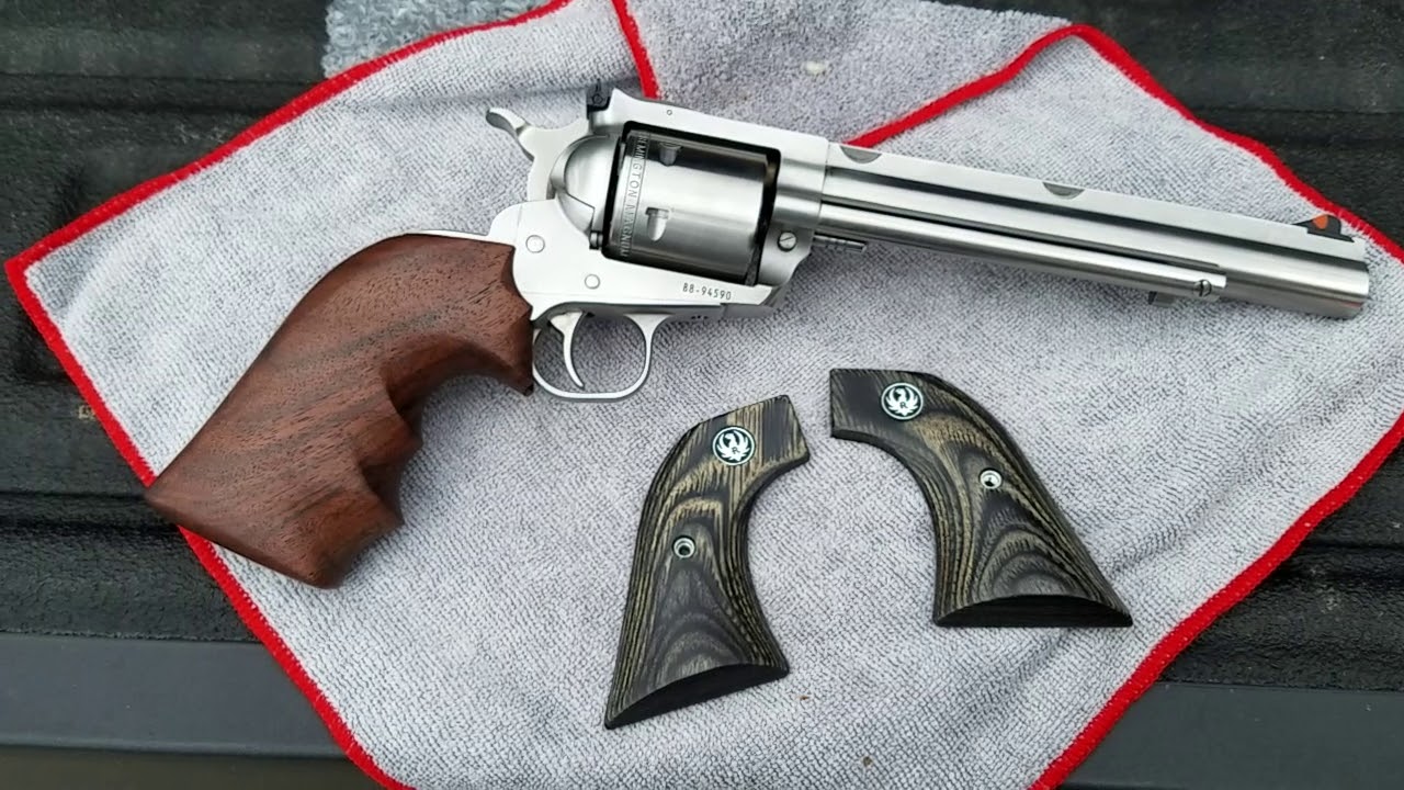 Ruger Super Blackhawk Hunter Custom Badger Grips - YouTube.