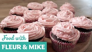 Mother's Day Rose Covered Cupcakes | Fleur & Mike