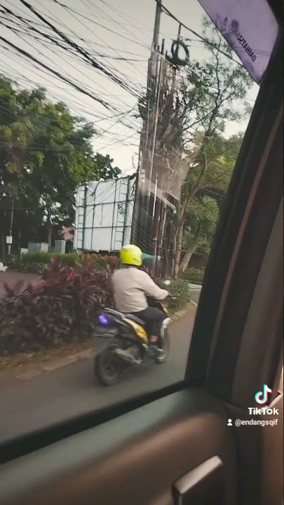 DJ kubayangkan bila engkow datang  k Story' Watsap 0.17 detik😉