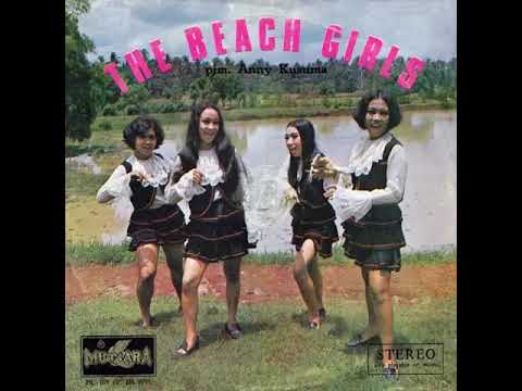 Putar Suzana - The Beach Girls