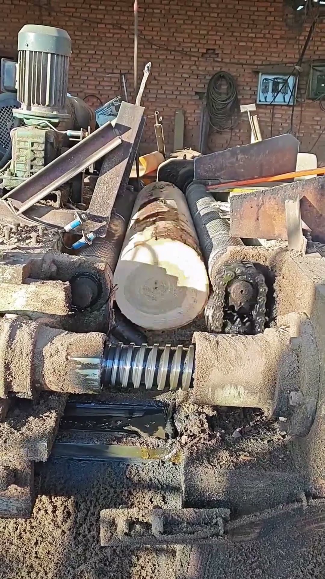 Poplar sheet production process- Good tools and machinery make work easy