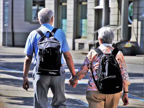 Have ‘That’ Conversation Early as Your Parents Age: Financial Planner