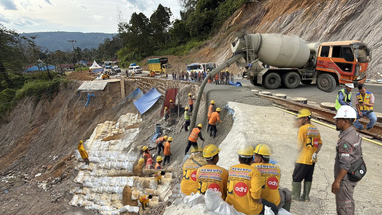 SEMPAT TERTUNDA LAMA‼️TIBA-TIBA TRUK SEMEN KEMBALI KE BATU JOMBA !!