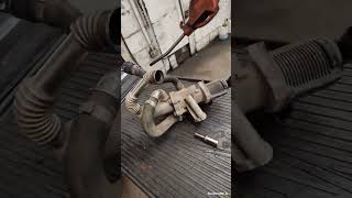 ONE EGR STUCK WIDE OPEN NOT ALLOWING BOOST PRESSURE TO BUILD #EGR #mechanic