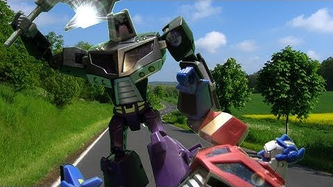 OPTIMUS PRIME reviews Animated Motormaster