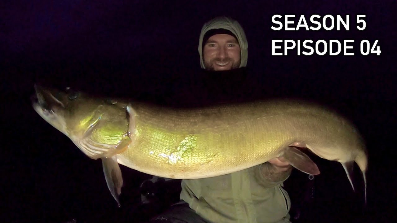 Early Season Muskies at NIGHT! | HOW to Catch them in the DARK! S5.E04